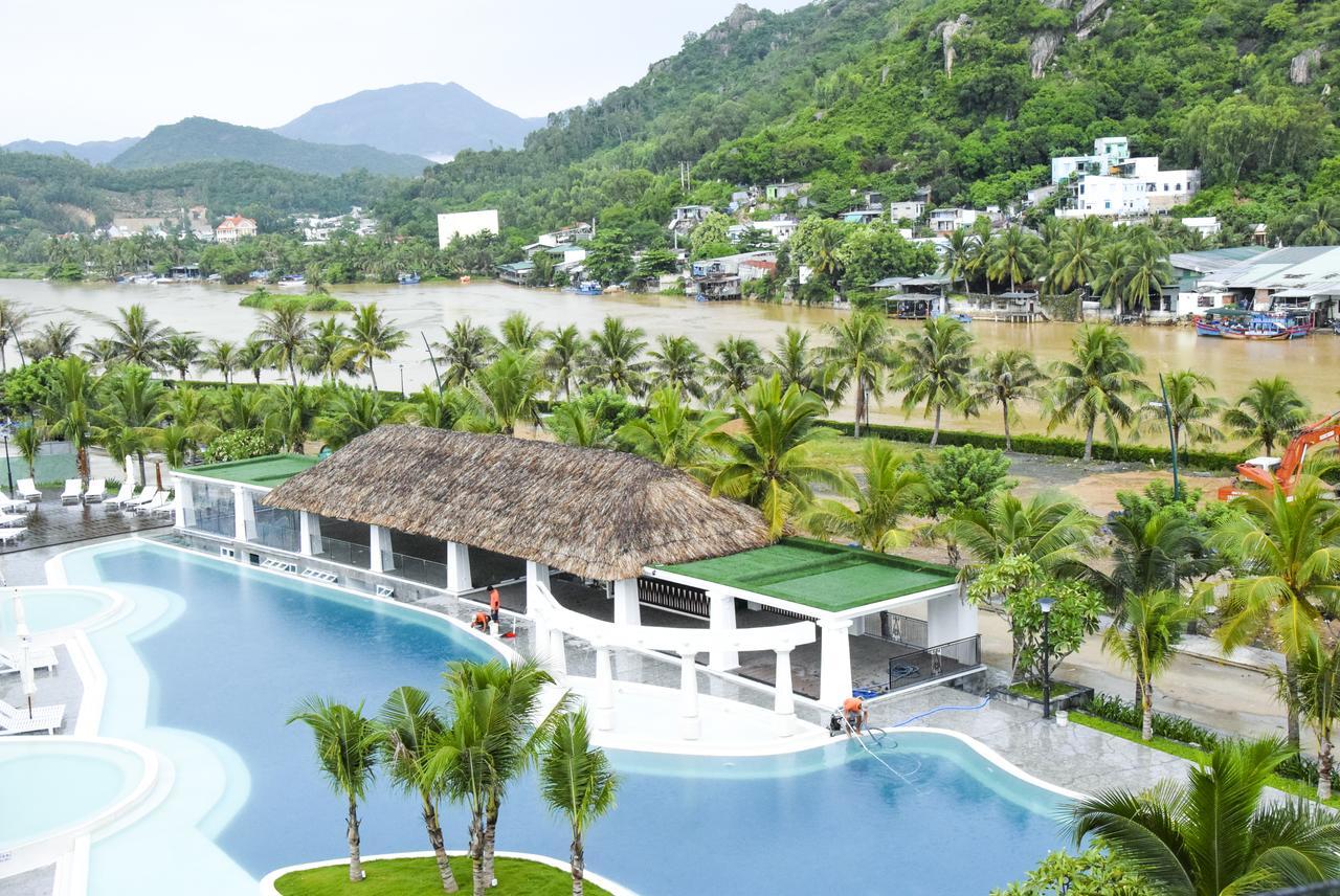 Cham Oasis Nha Trang Resort Condotel Esterno foto